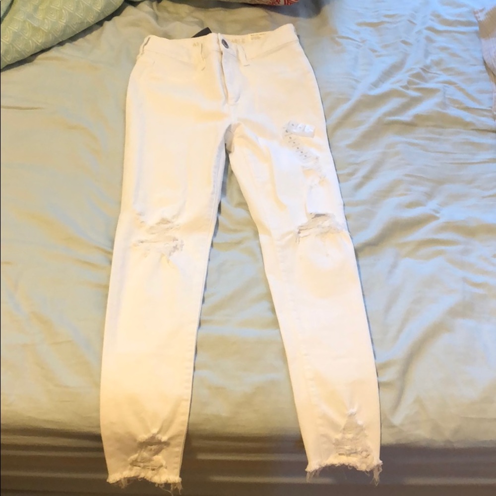 NEW - White AE ripped jeans!